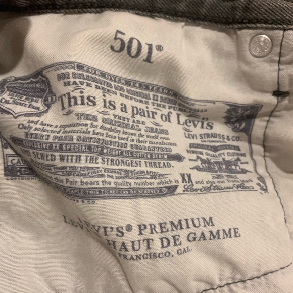 Premium levis denim shorts size 29 - Picture 4 of 4